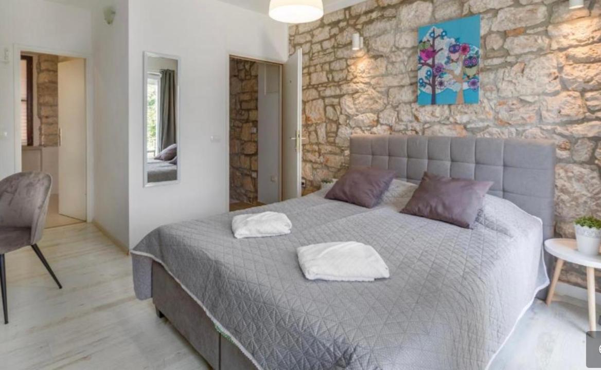 Guest House Lea Rovinj Exterior photo